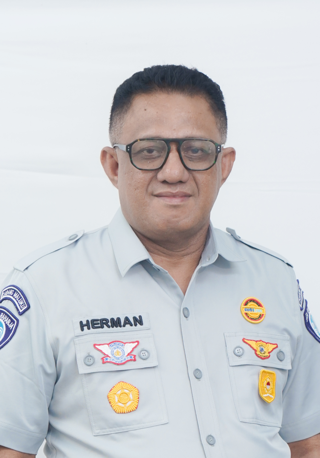 Hermanus Haurissa, SE